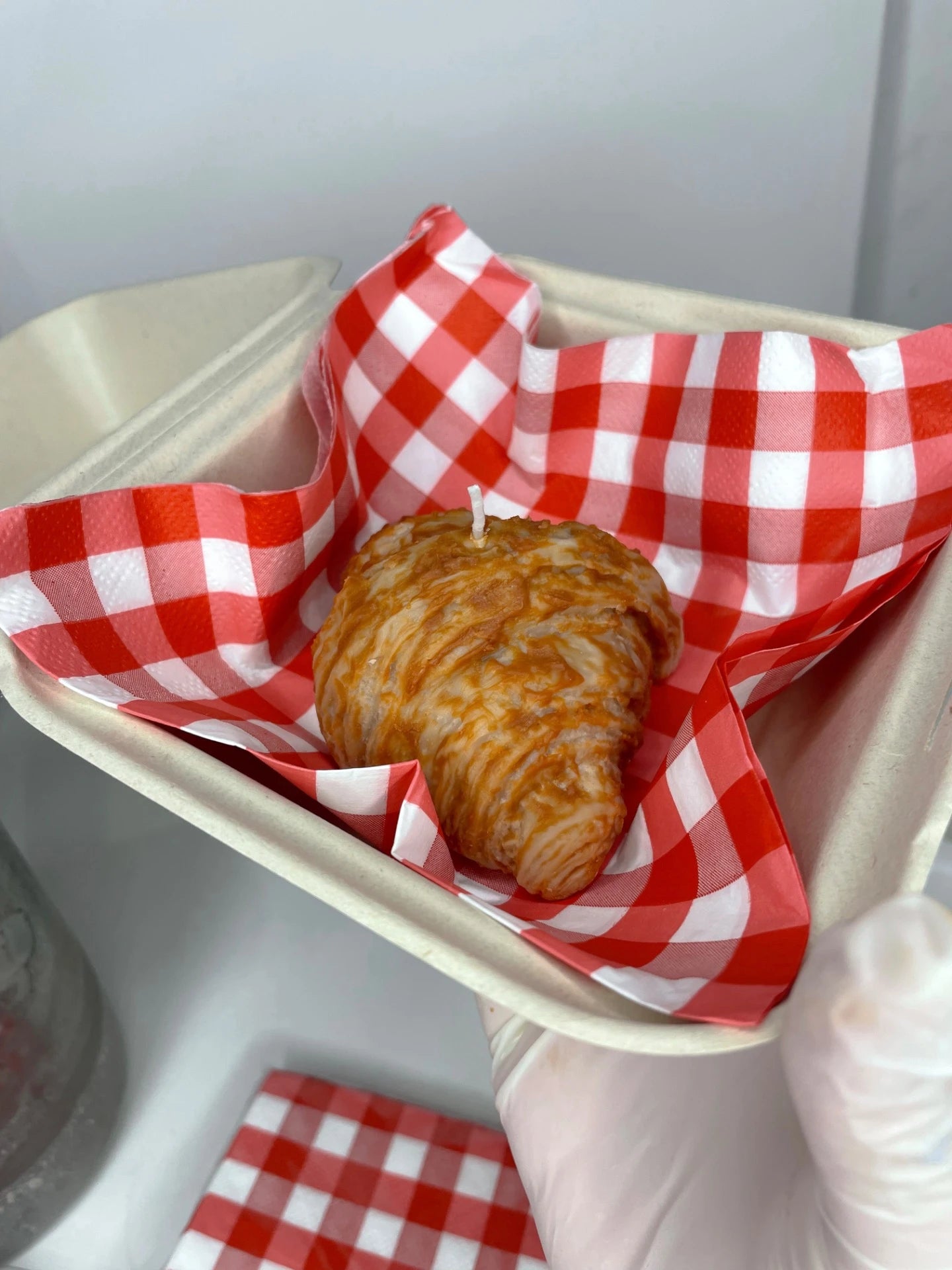 Croissant illatgyertya